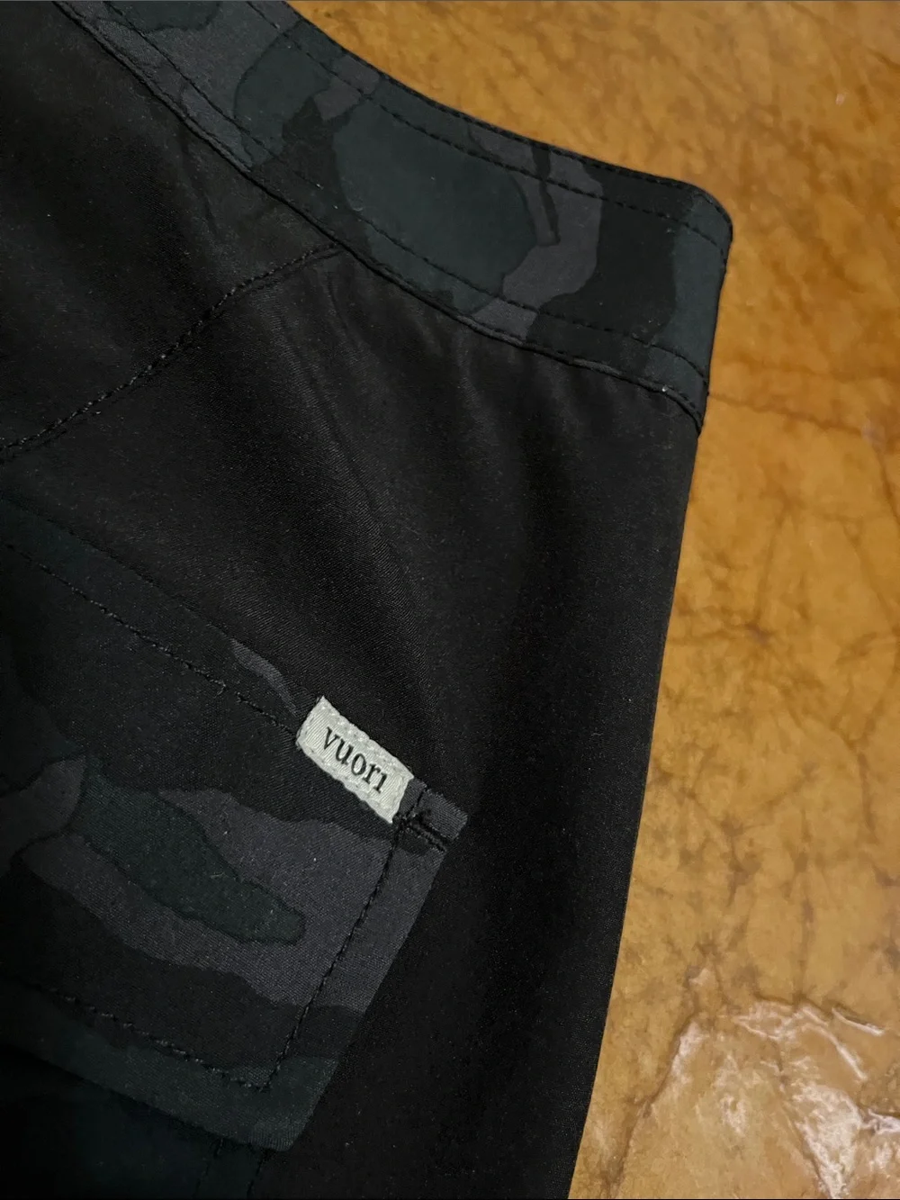 Vuori Black Athletic Shorts with White Drawcord Sz 36 waist NEW